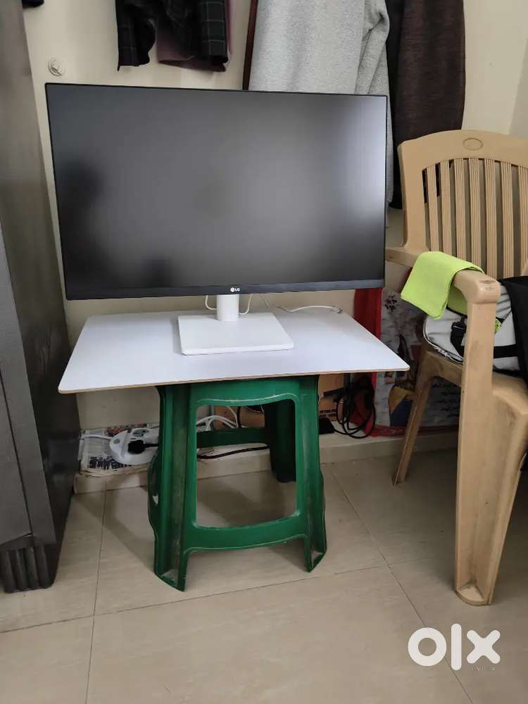 LGUS500W 27 inch 4k HDR Monitor