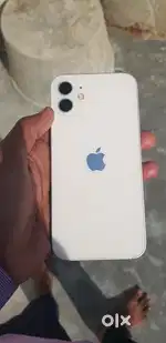 Iphone 12 white color