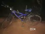 Cycle bechni hai