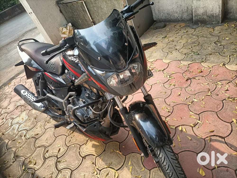 BAJAJ PULSAR 150 (2020)