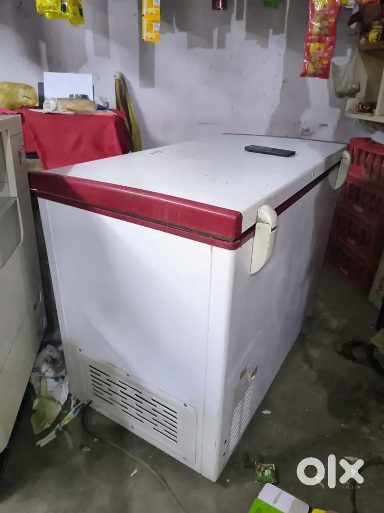 Voltas Deep freezer 320L