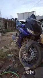Yamaha r15v3