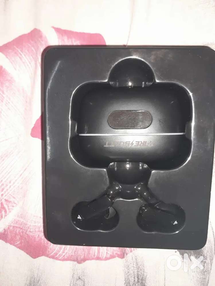 Fire boult TWS Earbud