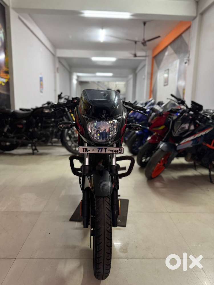 BAJAJ PULSAR 150 Twin Disc 2024