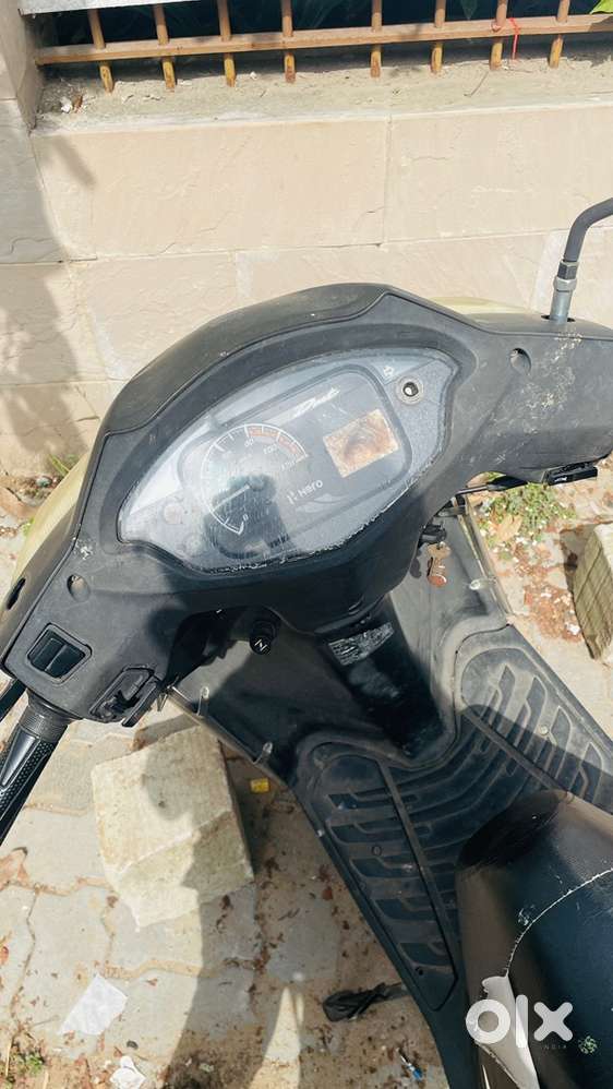 Hero Duet – Black  2017 Model  1st Owner  For Sale