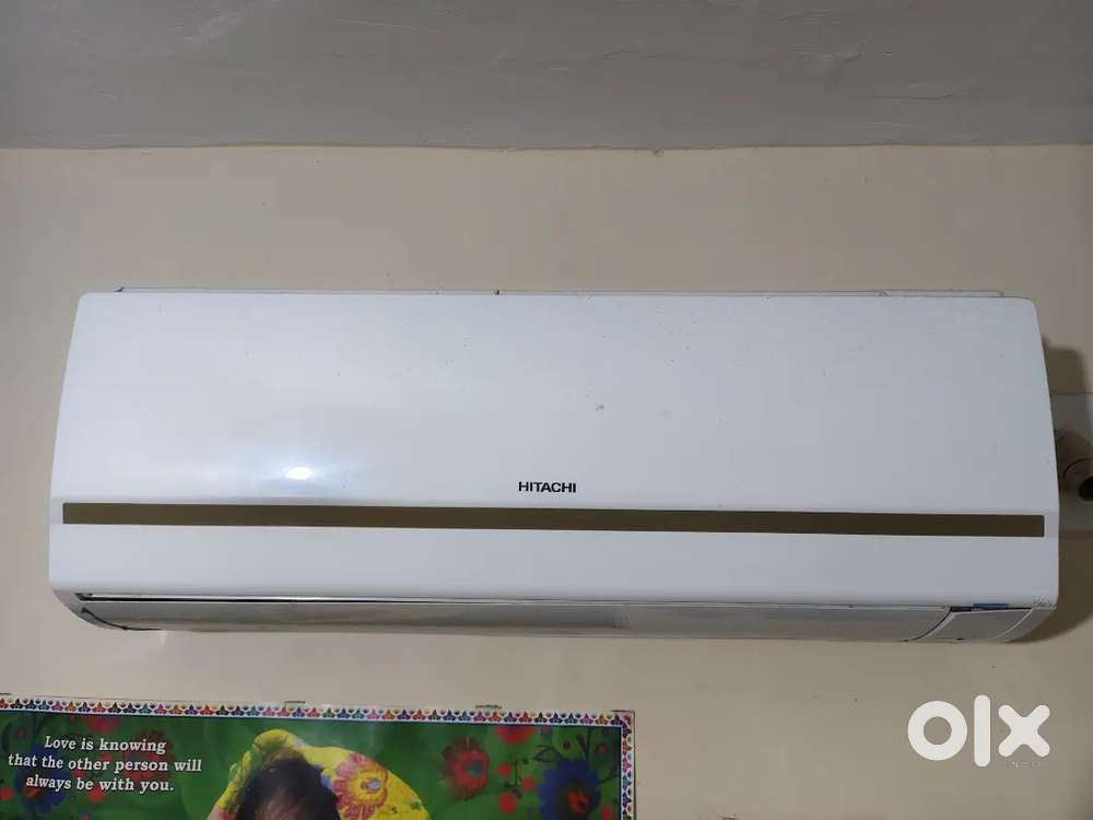 Hitachi 1 tonn 3 star non inverter AC