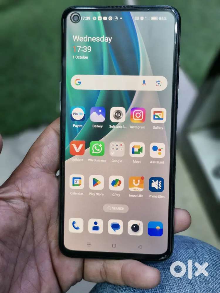 One plus nord 2 .5G 12gb ram 256 store full kit good condition