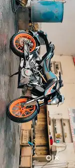 KTM DUKE 200