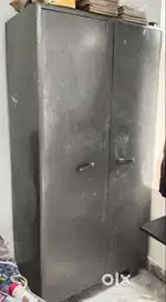 Almirah + Box