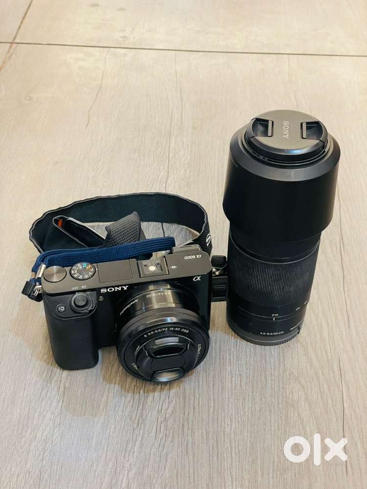 Sony Alpha 6000 camera with Extra telephoto lens