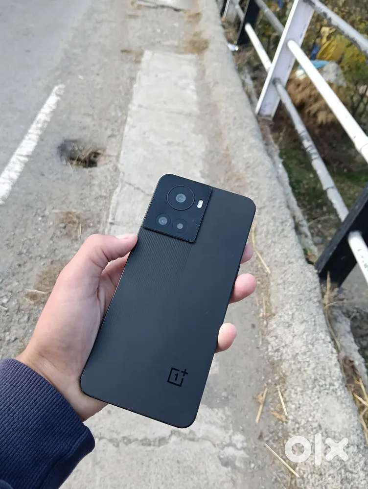 OnePlus 10r.   8/128.    Sell exchange