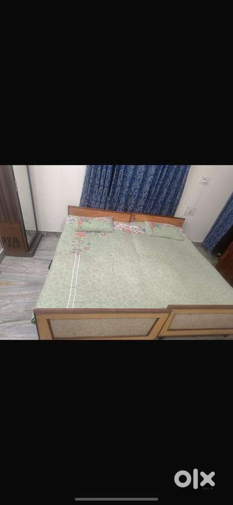 Teak wood Double Bed
