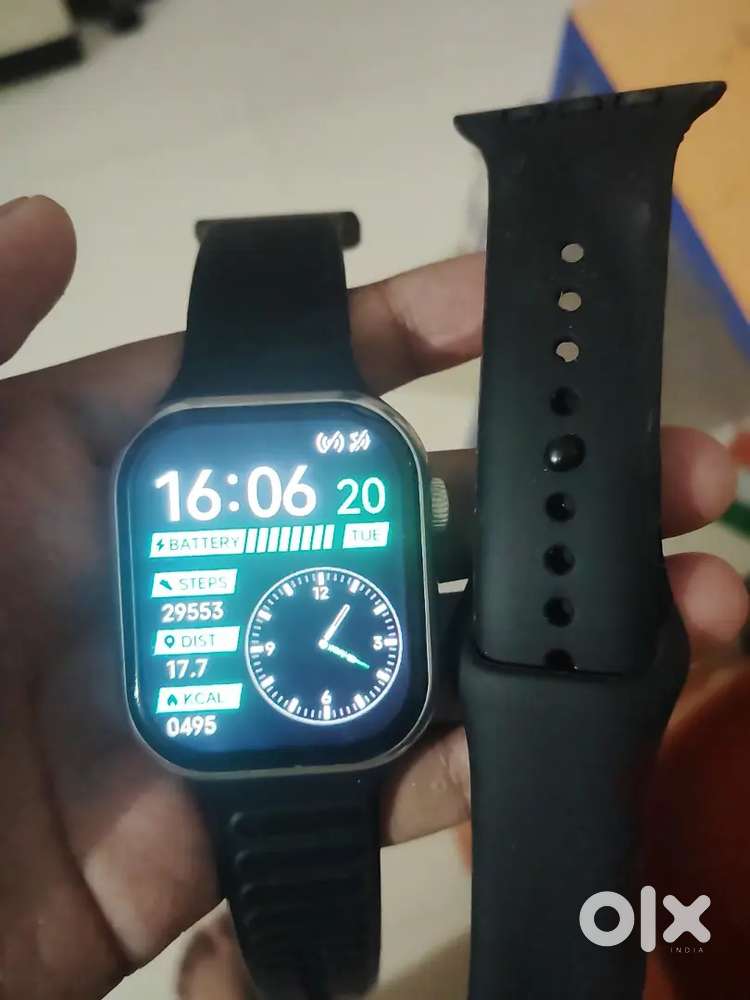 T900 pro max smart watch with 2 straps