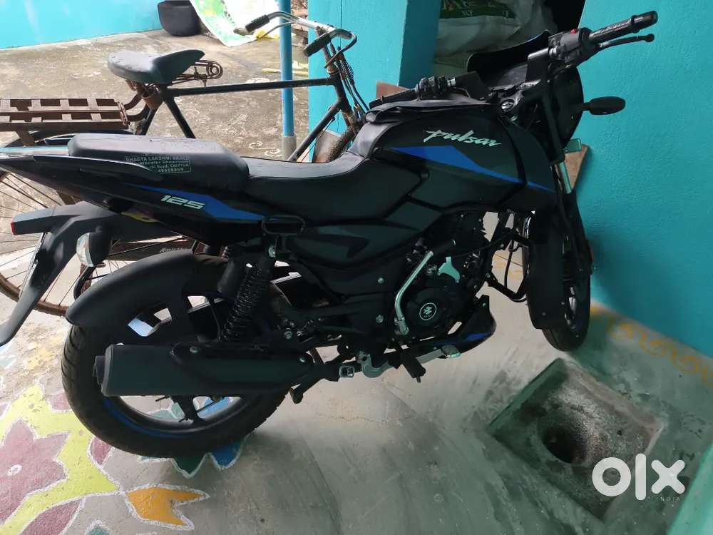 Money urgent soo I am sale the bike