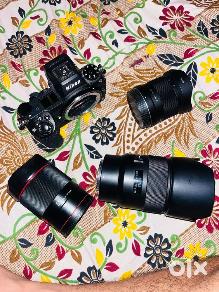 Nikon Z6 mark 2 body     85mm1.8      40mm2.5   55mm1.8.  Shutter 78k