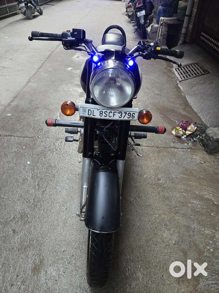 Royal Enfield classic 350 1st Owner No challan