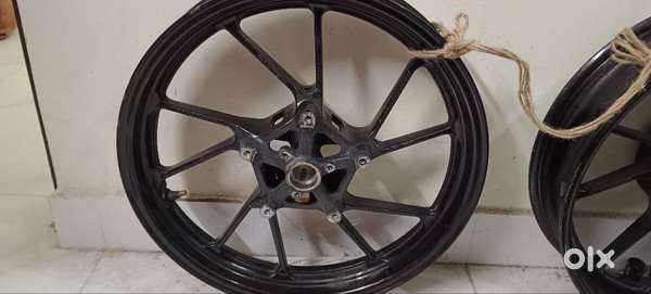 Yamaha MT15 Bike Black Alloy Wheels MT 15 V2 Bike Front and Rear Wheel