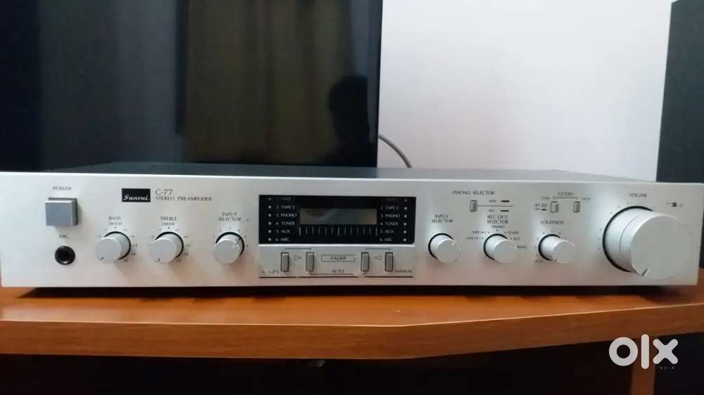 SANSUI: C77 STEREO PRE AMPLIFIER