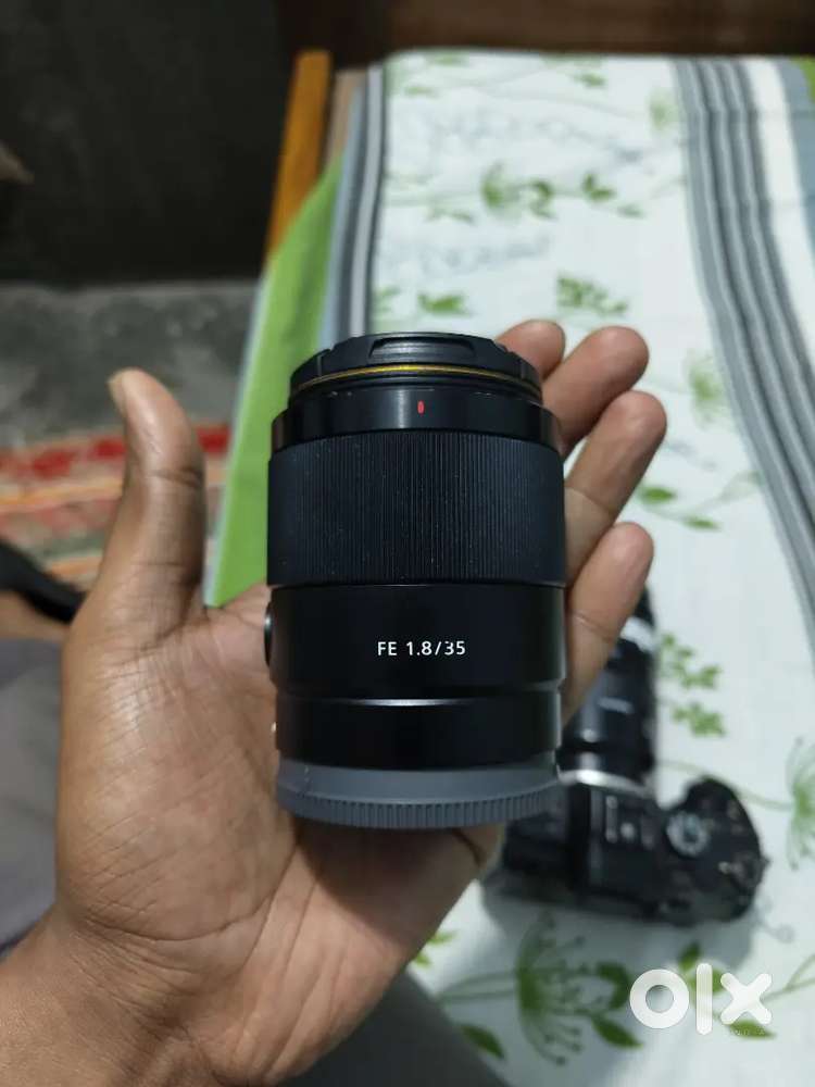 Sony 35mm f/1.8