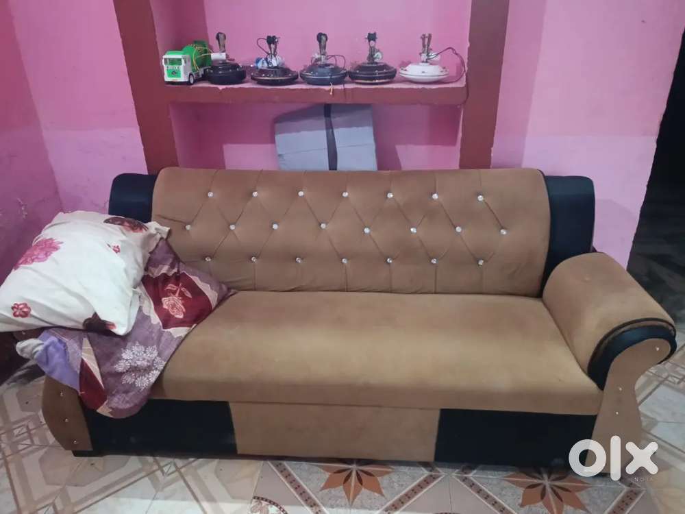 Maharaj sofa
