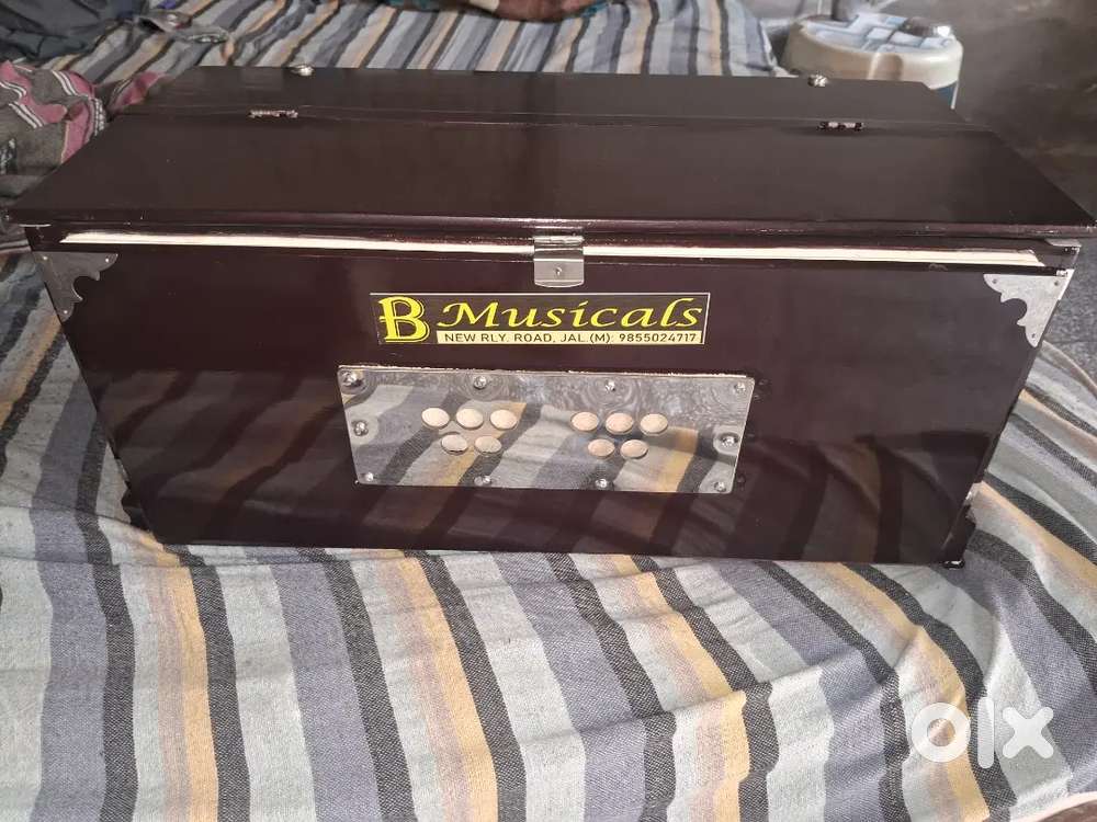 Bass male New Harmonium