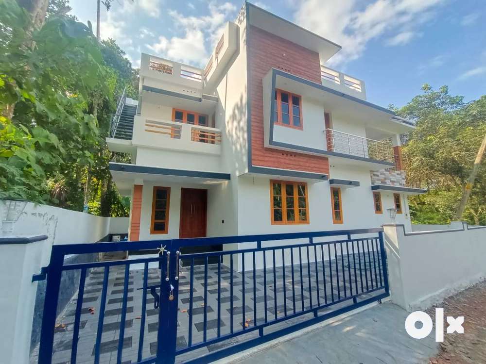 3BHK Semifurnished house with 4cent in Eruvely, Chottanikkara,1500sqft