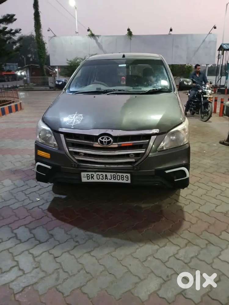 Toyota Innova 2012 Diesel 190000 Km Driven