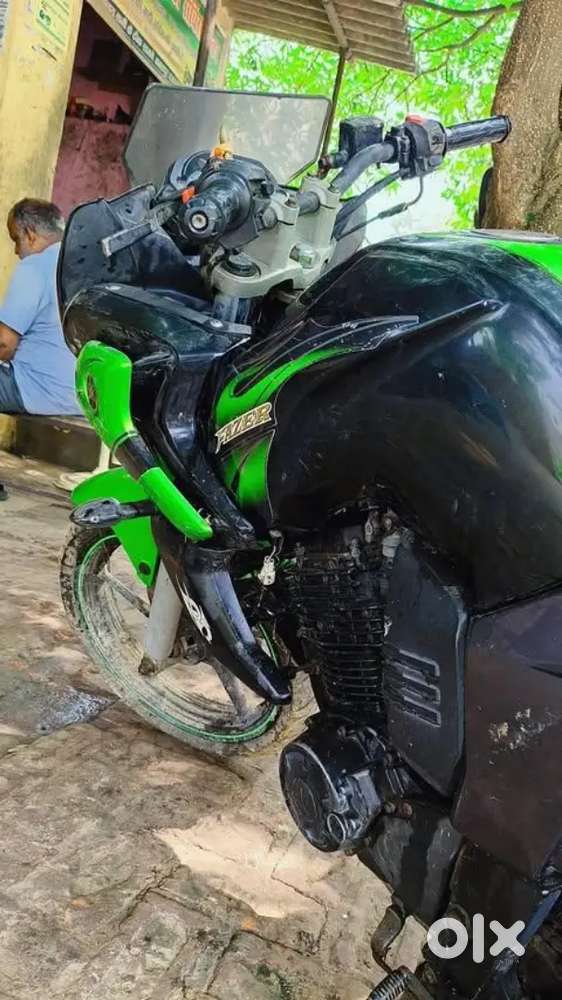 Bike no chalu condition bus 3000 rupaye lagega chalu hone mein
