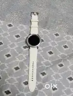 Samsung Galaxy Watch 4 Classic (white+black strap, charging cable)