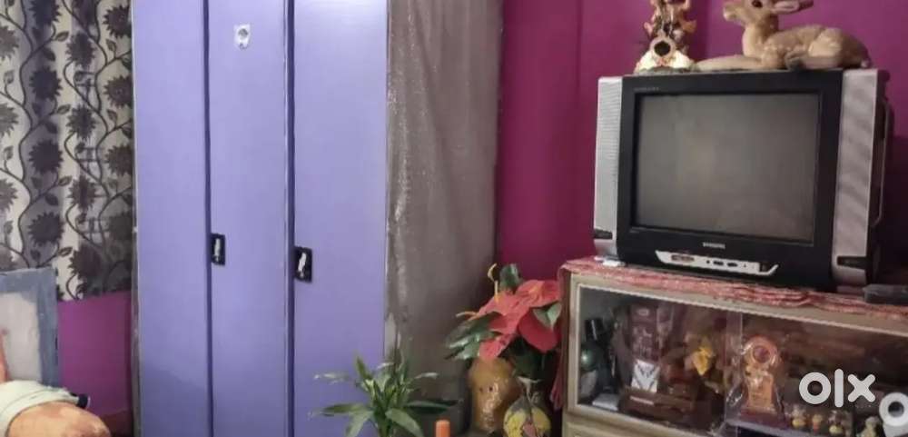 Rent 2 bed rooms with 1 kitchen rs 4300,/