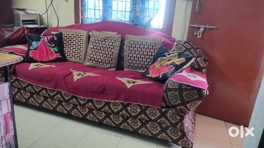 3+2 Sofa set