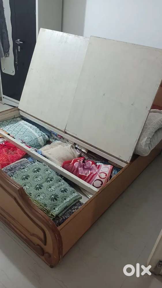 Double bed with mattress and dressing table