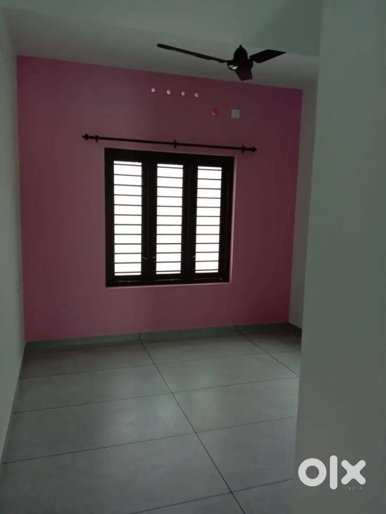 HR: 2 BHK HOUSE (GROUND FLOOR) FOR RENT: