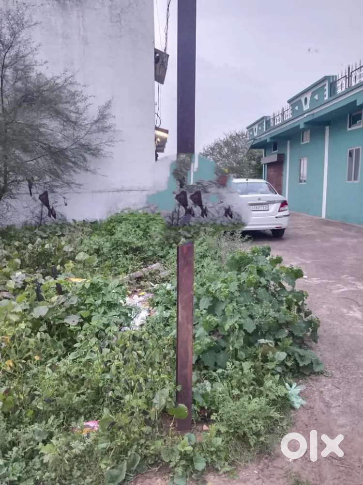 Deendayal nagar me best location me double road ka plot hai bechna hai