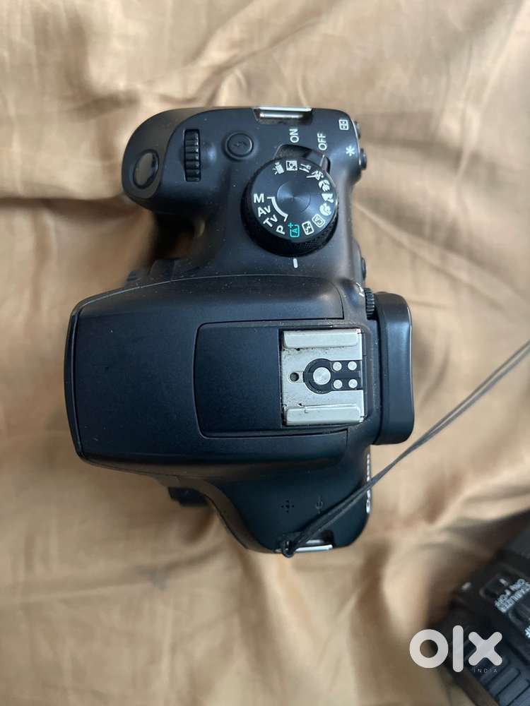 Canon EOS 1300d with kit lens