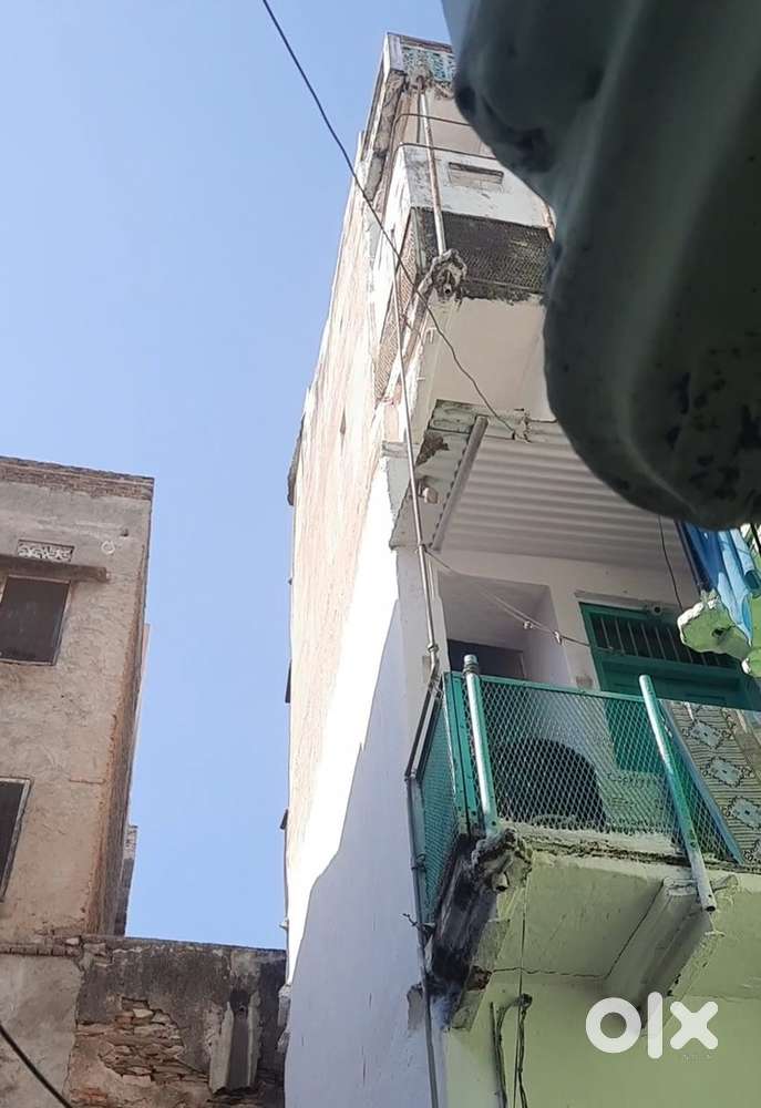 House sale in dhanmandi