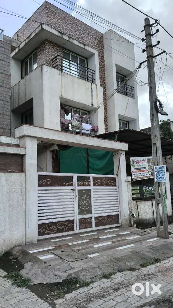 House 1bhk rent 2floor loc gaytrinagar