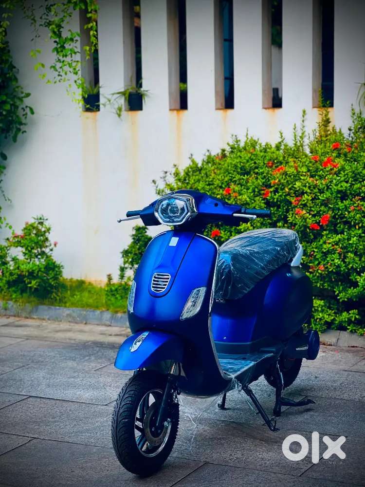 Electric scooty without licence and registration