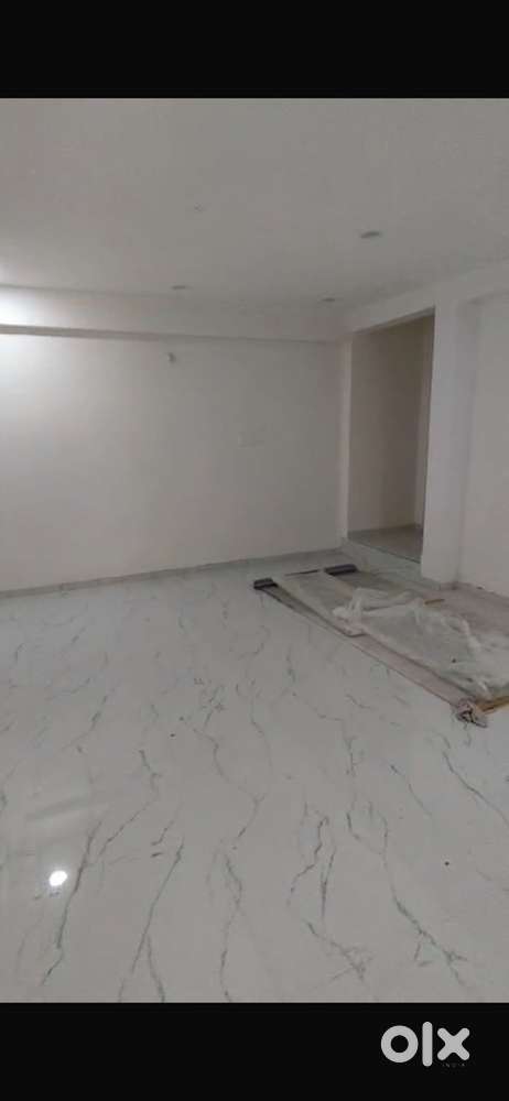 First floor hall/Office for Rent