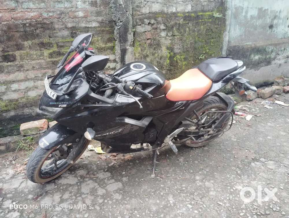 Suzuki Gixxer sf sale, good condition. 1st owner