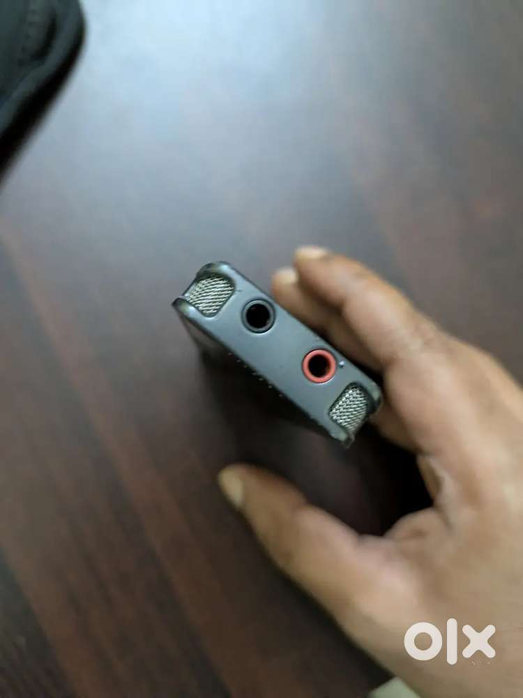 Sony ICD-UX Series Digital Voice Recorder -Built in USB and Micro SD