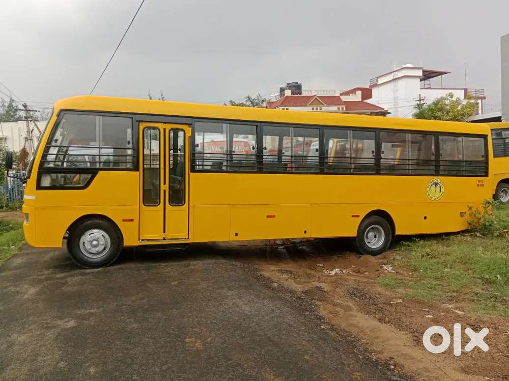 Eicher school bus one owner 42 seat air break power steering