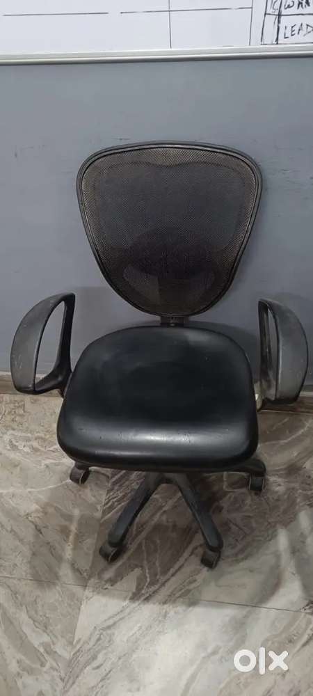 OFFICE CHAIRS 5