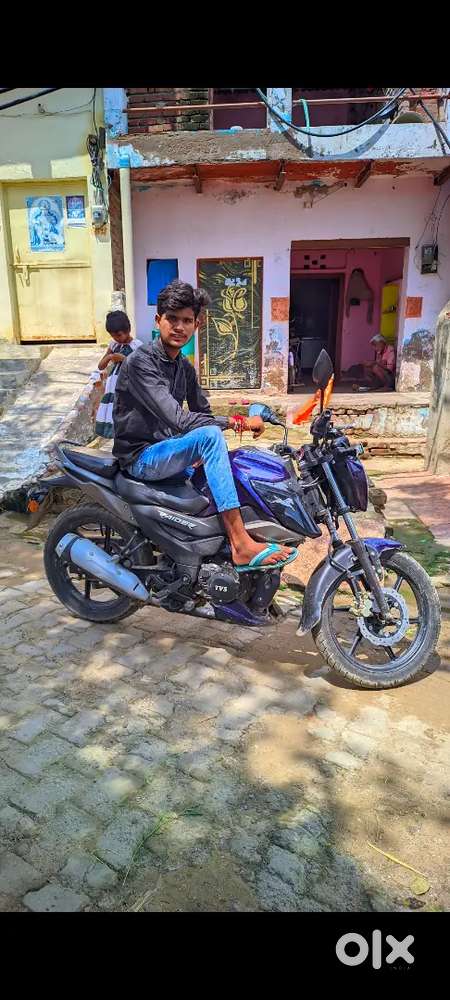 Good condition TVs raid