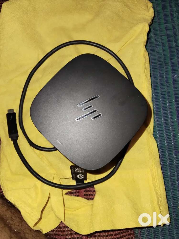 Laptop dock
