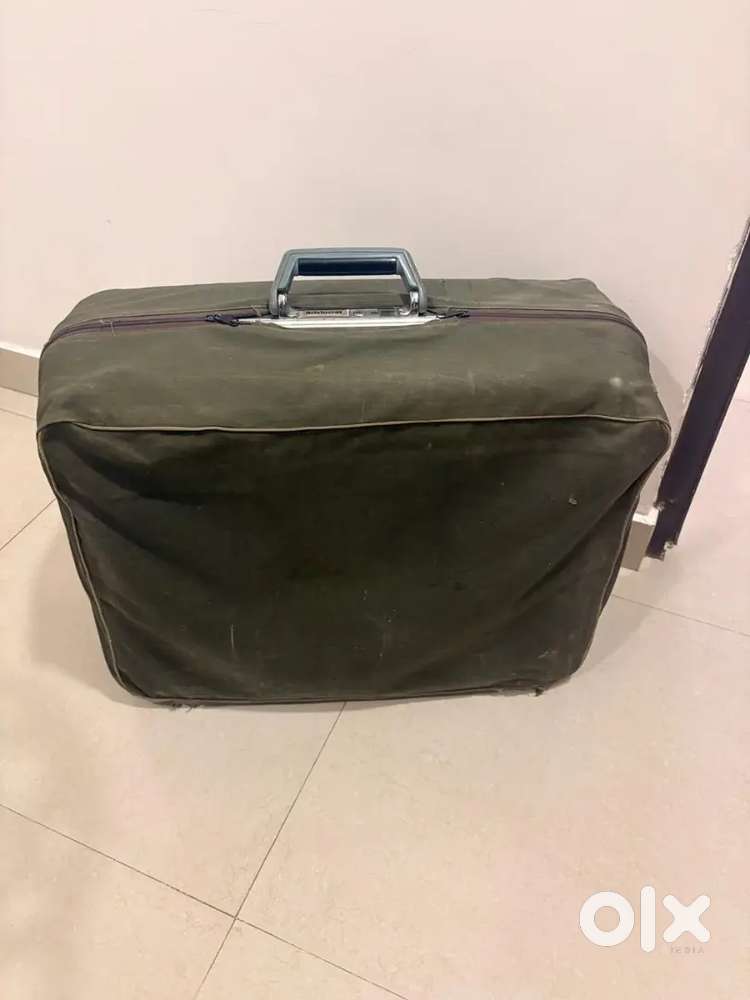 Suite case
