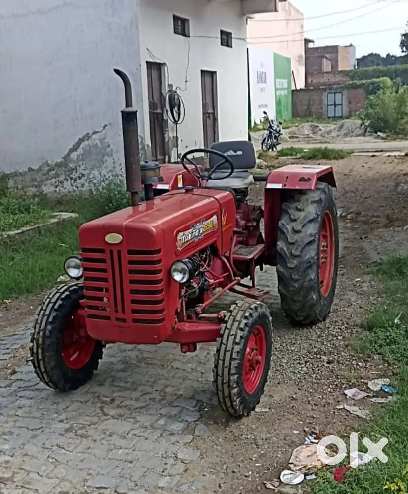 Mahindra 2010 model driven=2000 hours