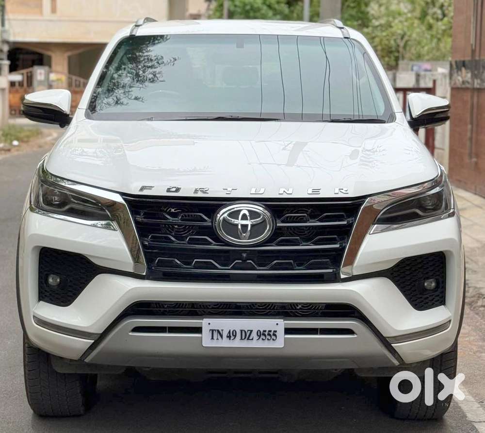 Toyota Fortuner 4X2 AT 2.8 Diesel, 2023, Diesel