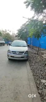 Toyota Innova 2006 CNG & Hybrids 146000 Km Driven
