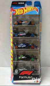Hot Wheels JGF58 Formula 1 5 Pack 1:64 Scale Die-Cast Cars with F1 Rac